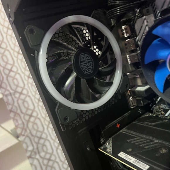 CyberPower Prebuilt Gaming PC – Gently Used - Picture 4 of 10